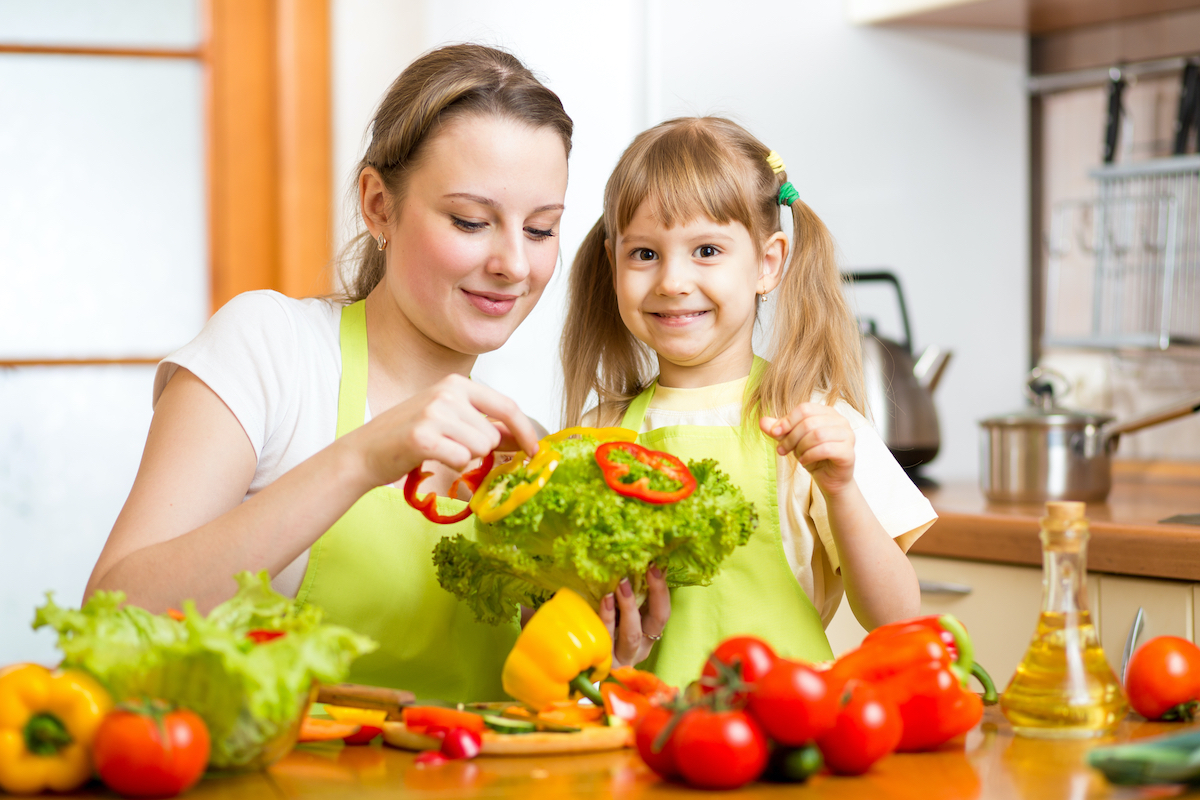 6 витаминов и минералов, которые нужны вашим детям