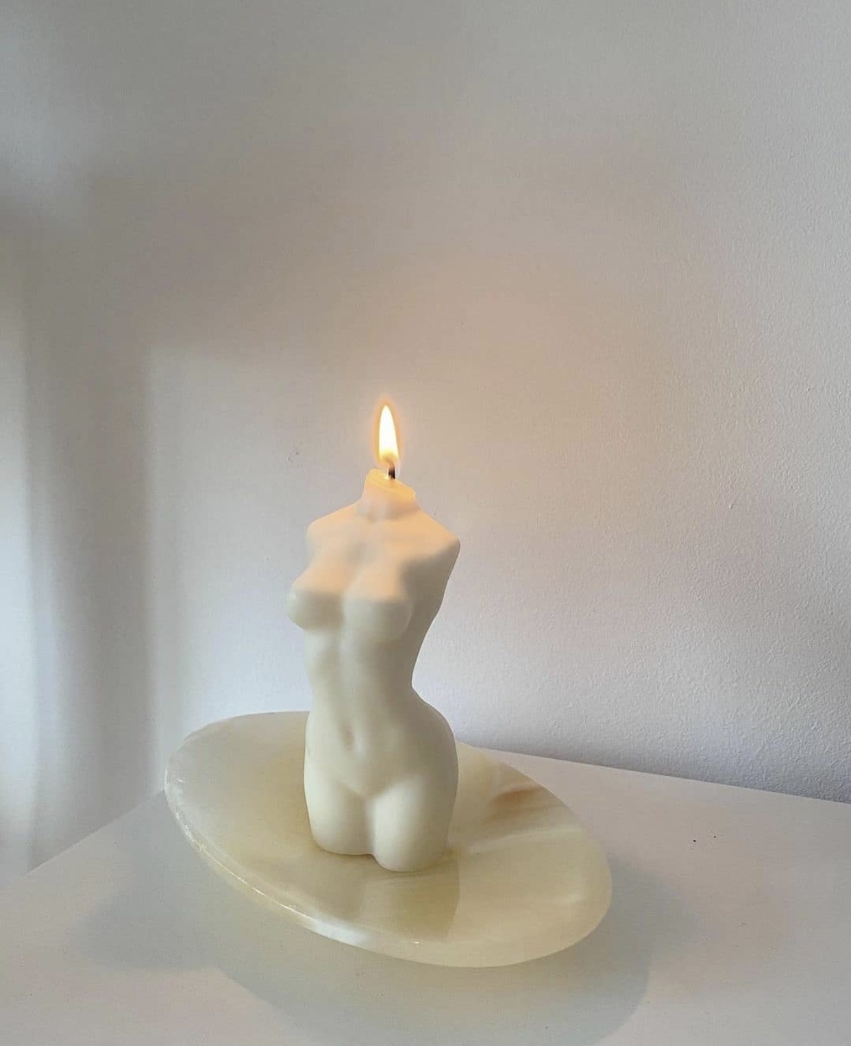 La Van De Natural Wax White Candle-Свеча из натурального воска белая -изображение_2